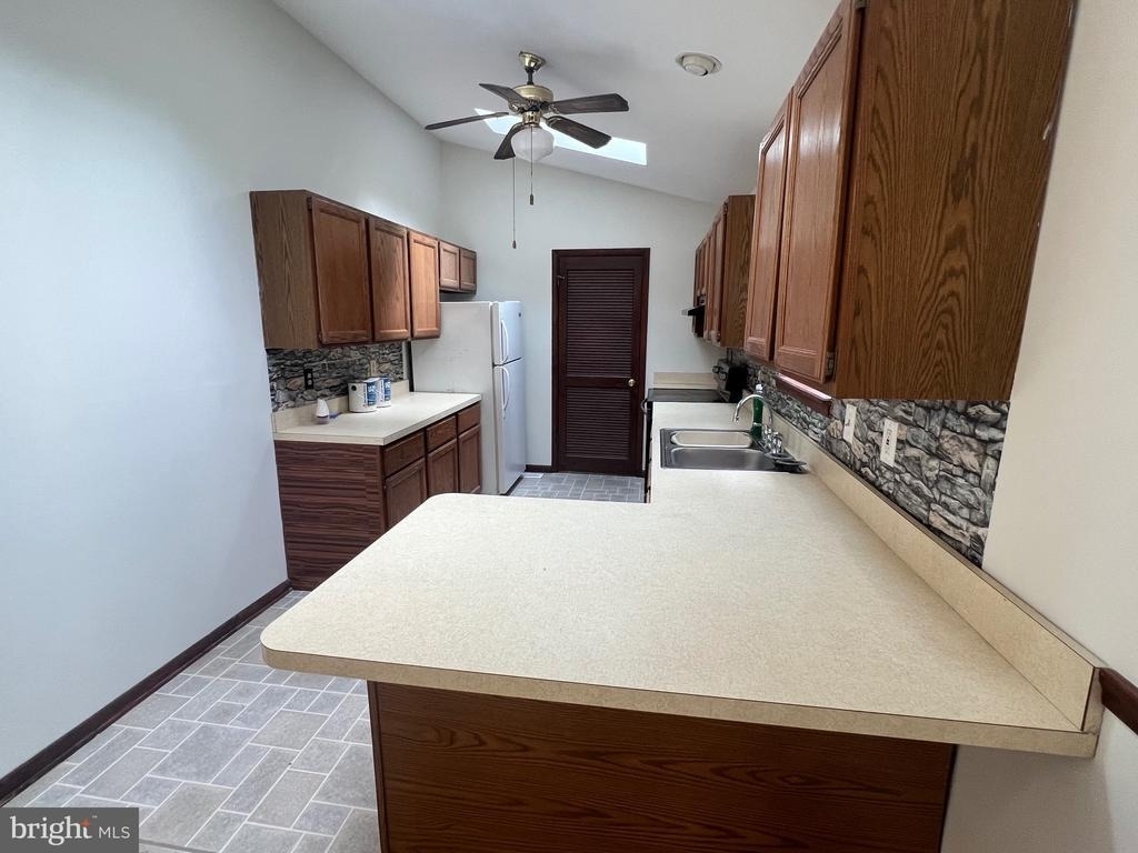 125 Lower Shore Road - Photo 22