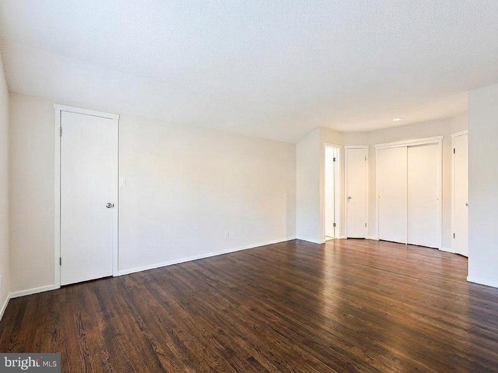 540 Sayre Drive - Photo 8