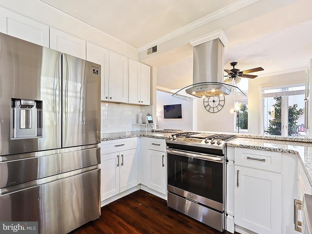 540 Sayre Drive - Photo 5