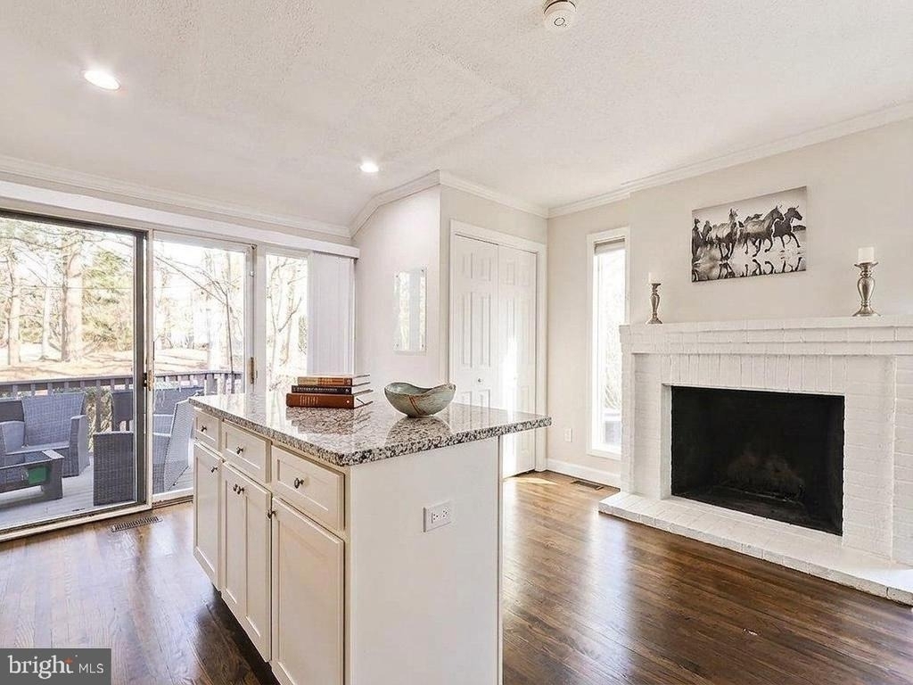 540 Sayre Drive - Photo 6