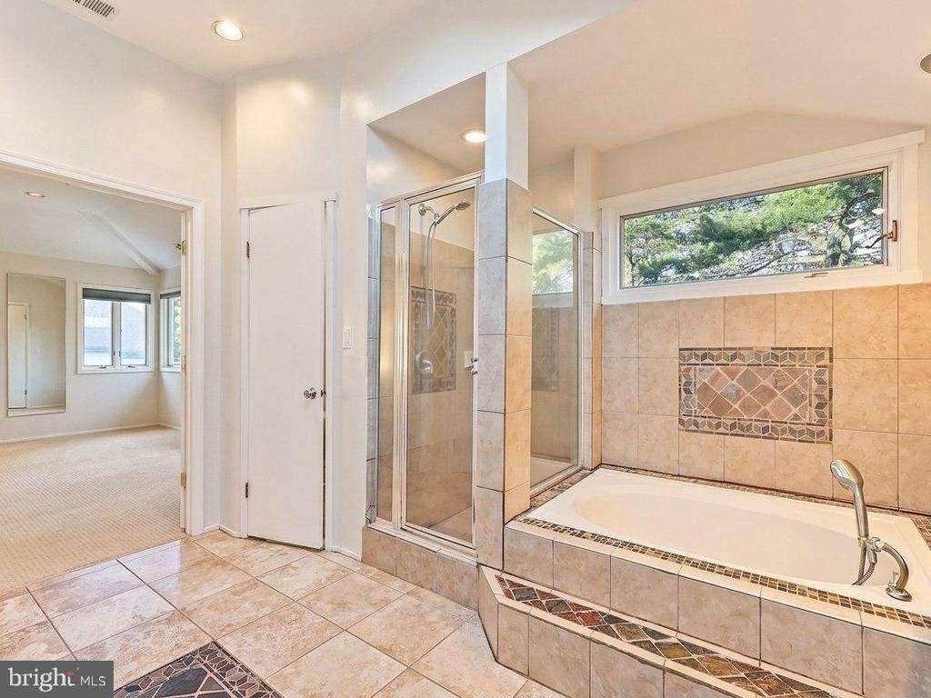 540 Sayre Drive - Photo 11