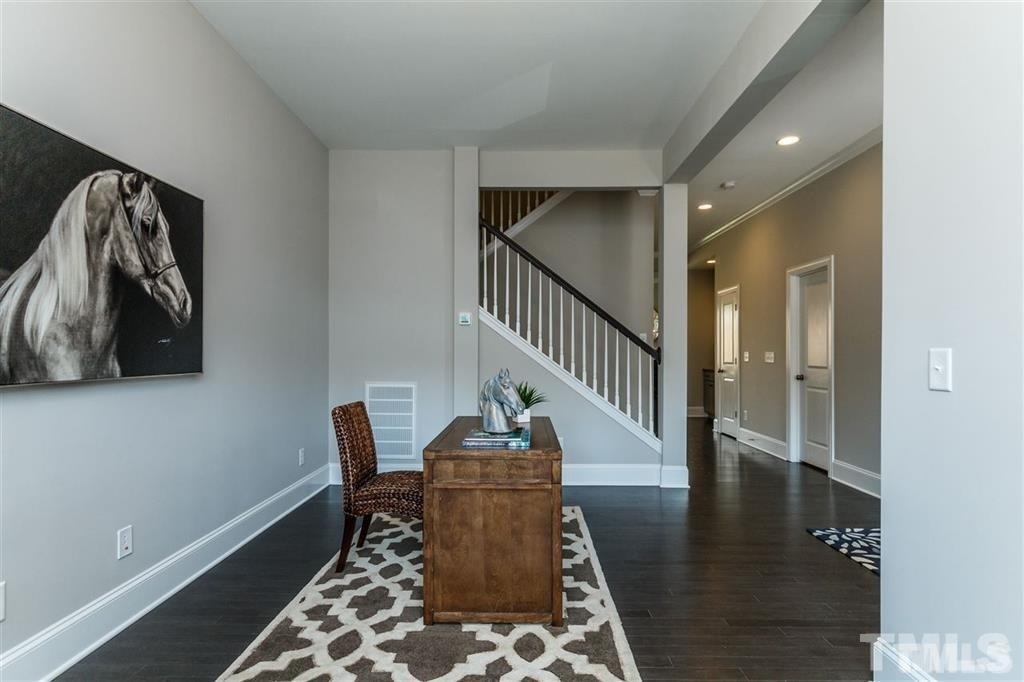 350 Cardinal Ridge Road - Photo 5