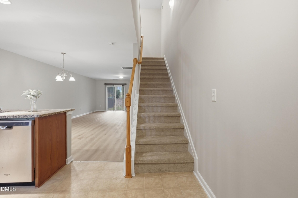 2907 Berkeley Springs Place - Photo 6