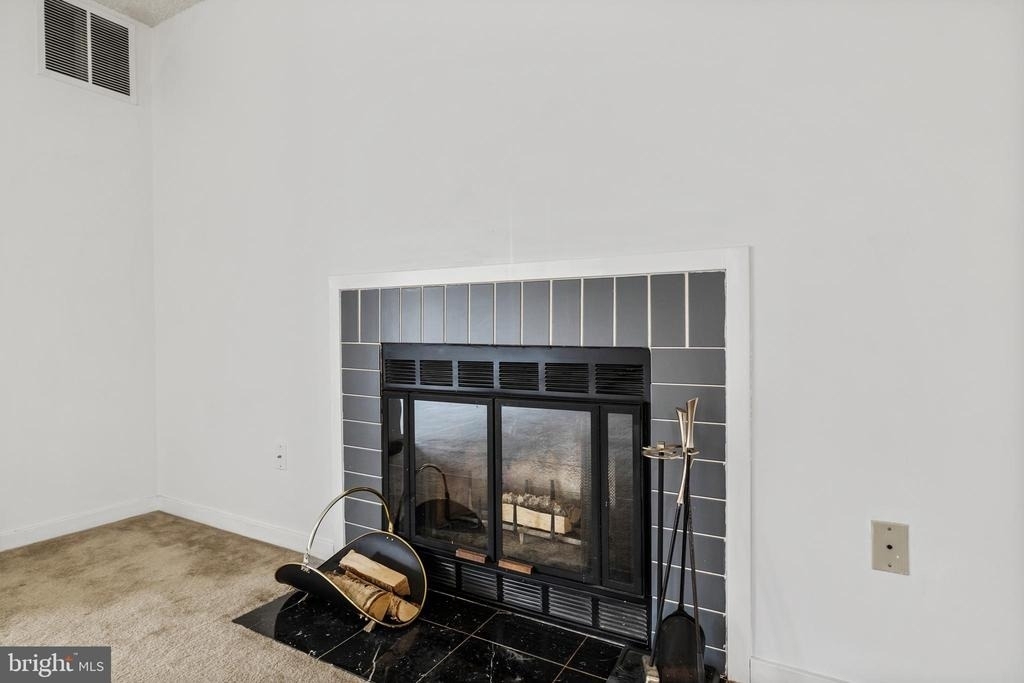 835 Chanticleer Drive - Photo 10