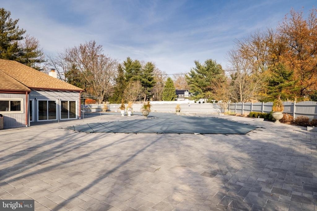 835 Chanticleer Drive - Photo 28
