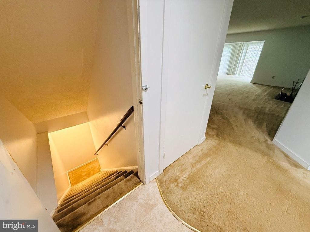 835 Chanticleer Drive - Photo 43