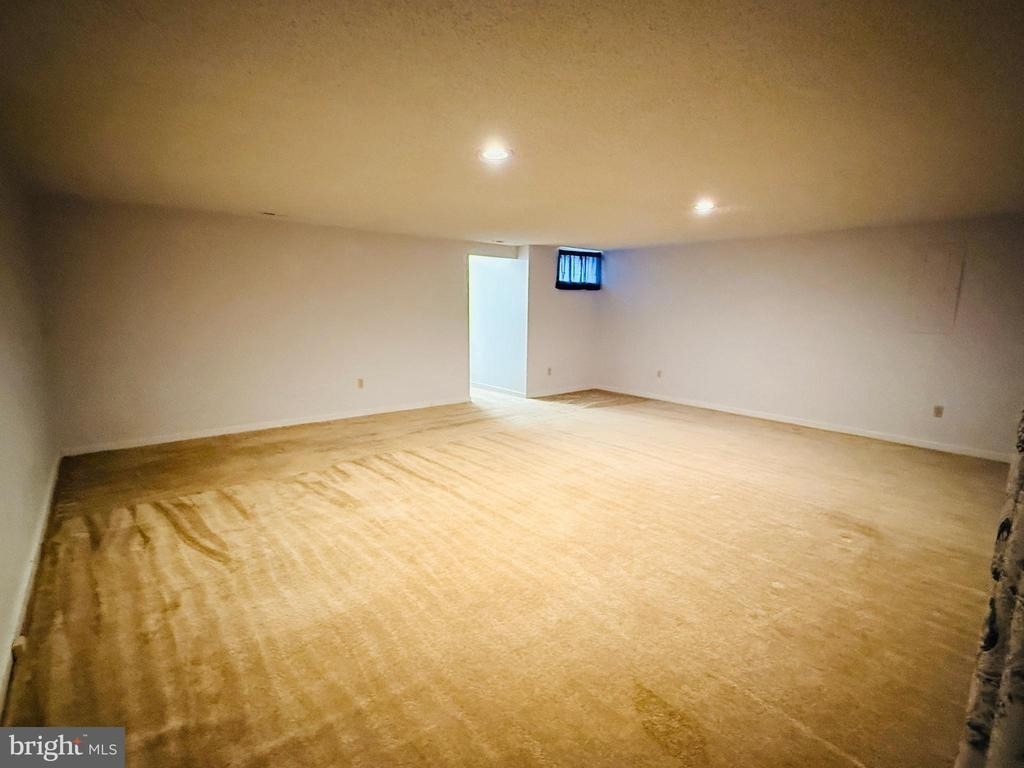 835 Chanticleer Drive - Photo 45