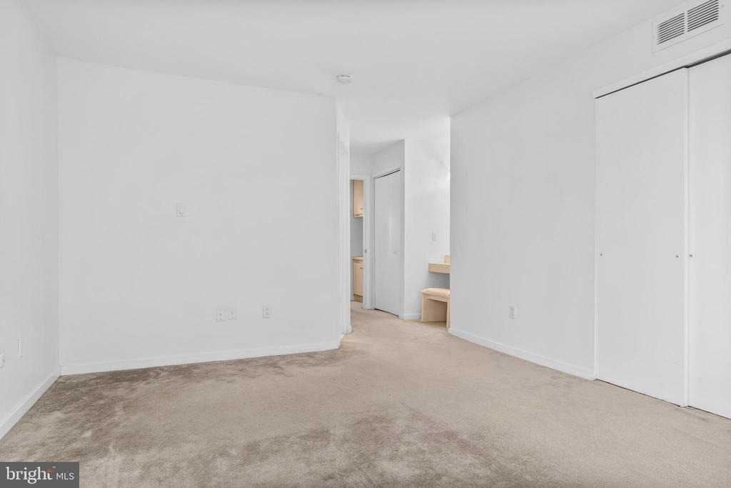 835 Chanticleer Drive - Photo 20