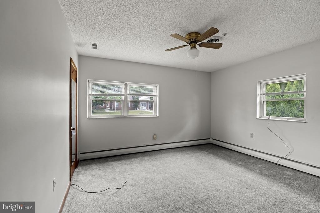 819 Mercer Street - Photo 13