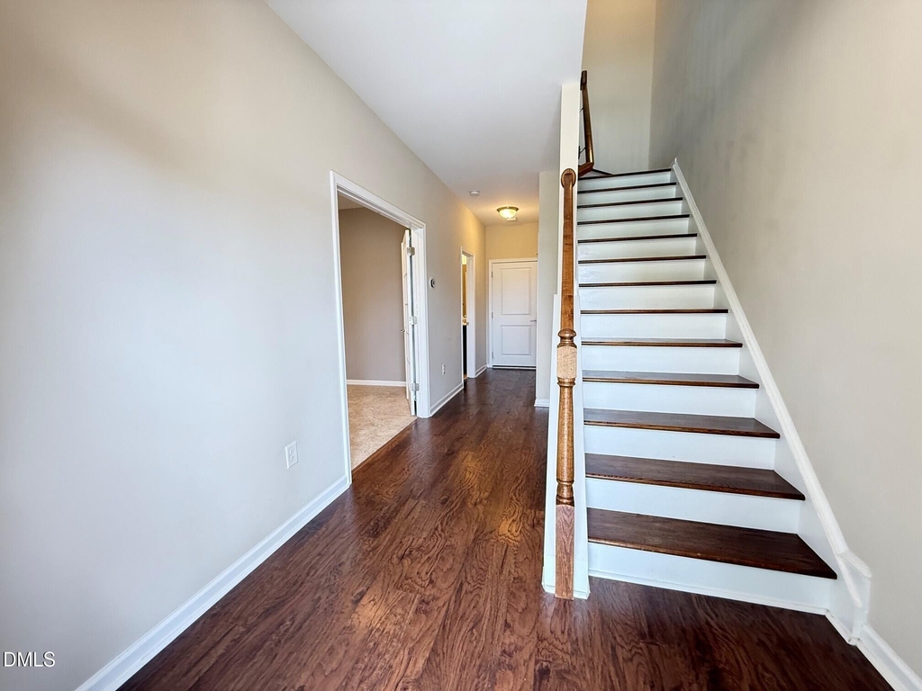 537 Austin View Boulevard - Photo 3