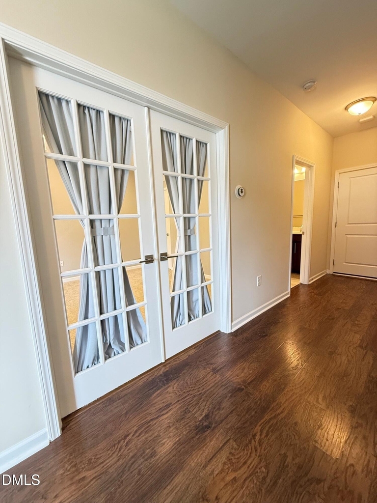 537 Austin View Boulevard - Photo 4