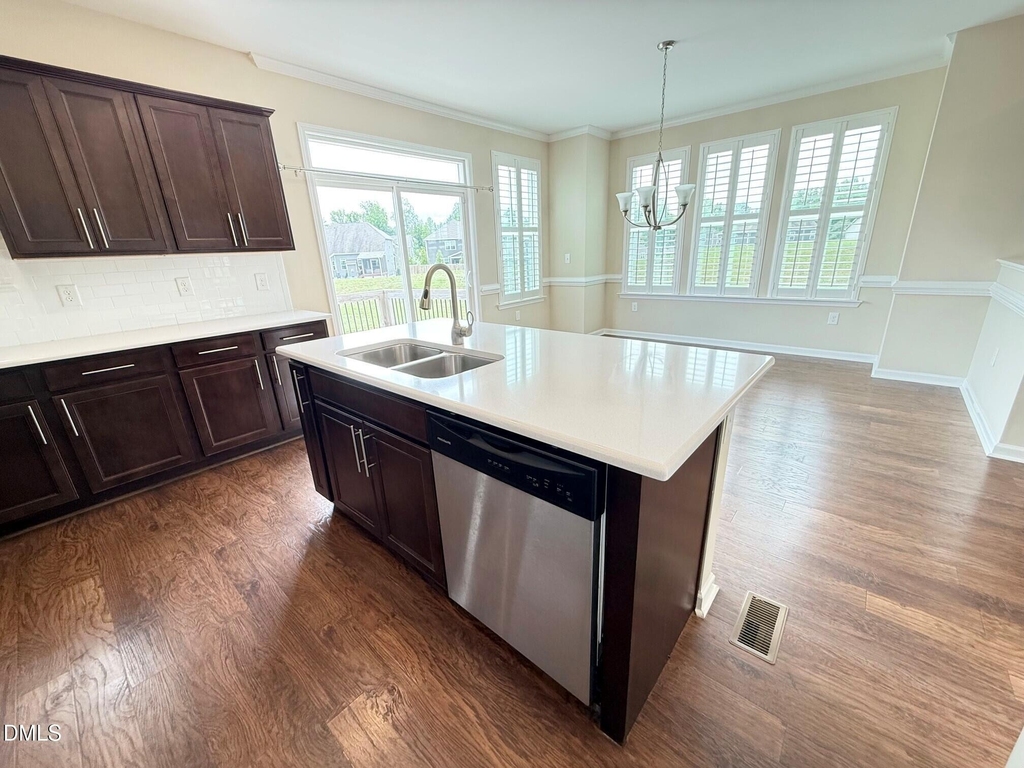 537 Austin View Boulevard - Photo 18