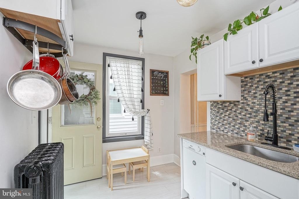 6 E Collings Avenue - Photo 14