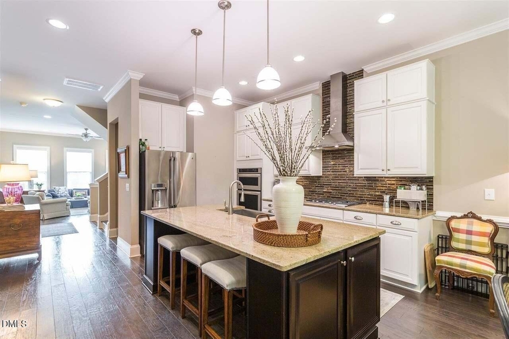 225 Penley Circle - Photo 5