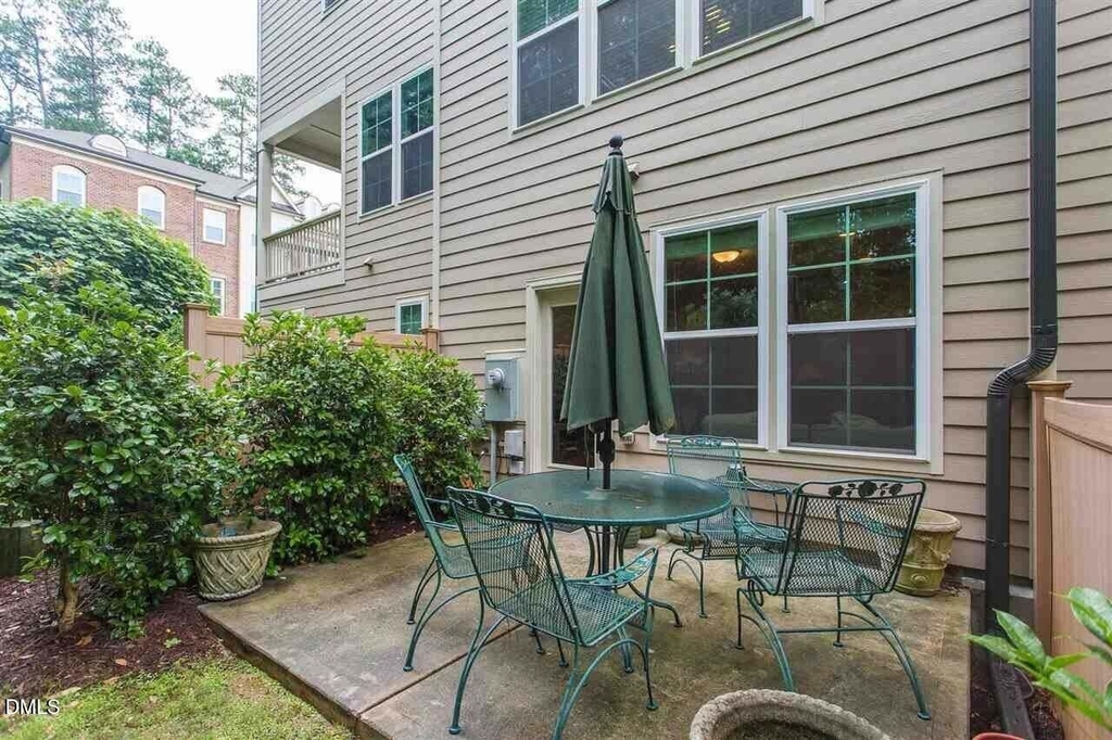 225 Penley Circle - Photo 14