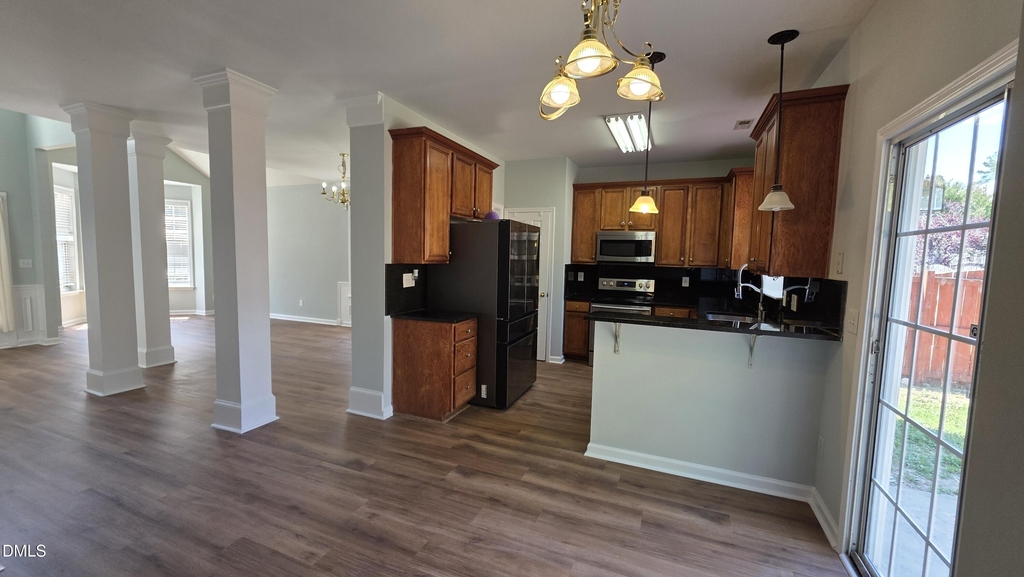 5417 Keowee Way - Photo 6