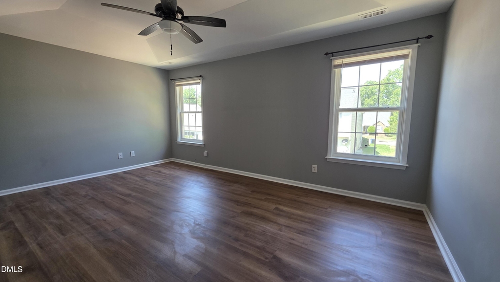 5417 Keowee Way - Photo 8