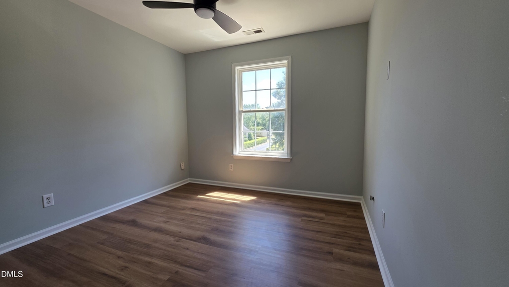 5417 Keowee Way - Photo 12