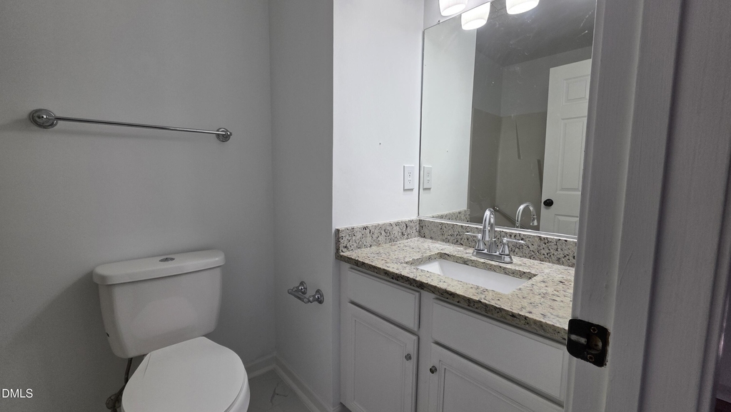 5417 Keowee Way - Photo 11