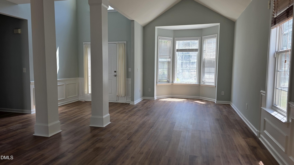5417 Keowee Way - Photo 4
