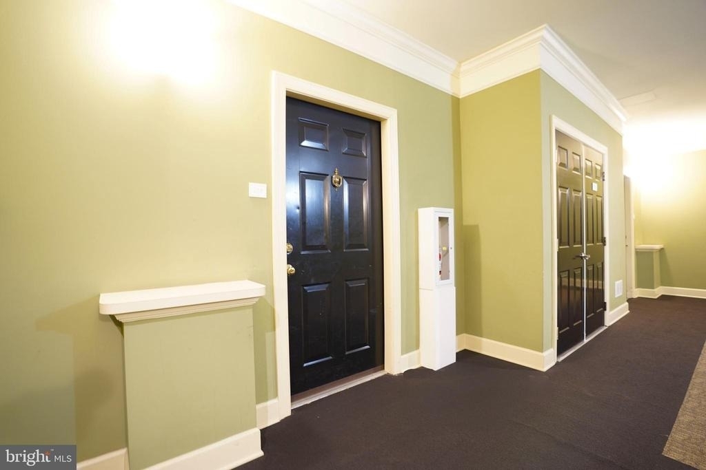 1321 Karen Boulevard - Photo 4