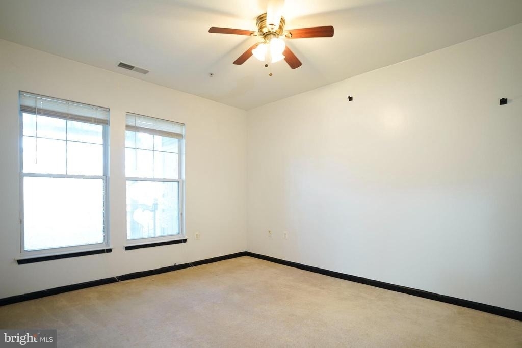 1321 Karen Boulevard - Photo 10