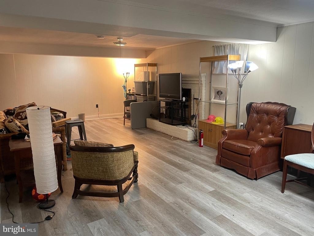9221 Davidson Street - Photo 12