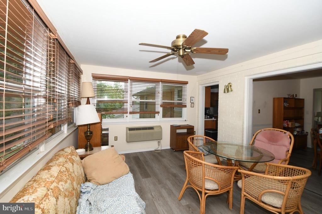 9221 Davidson Street - Photo 12