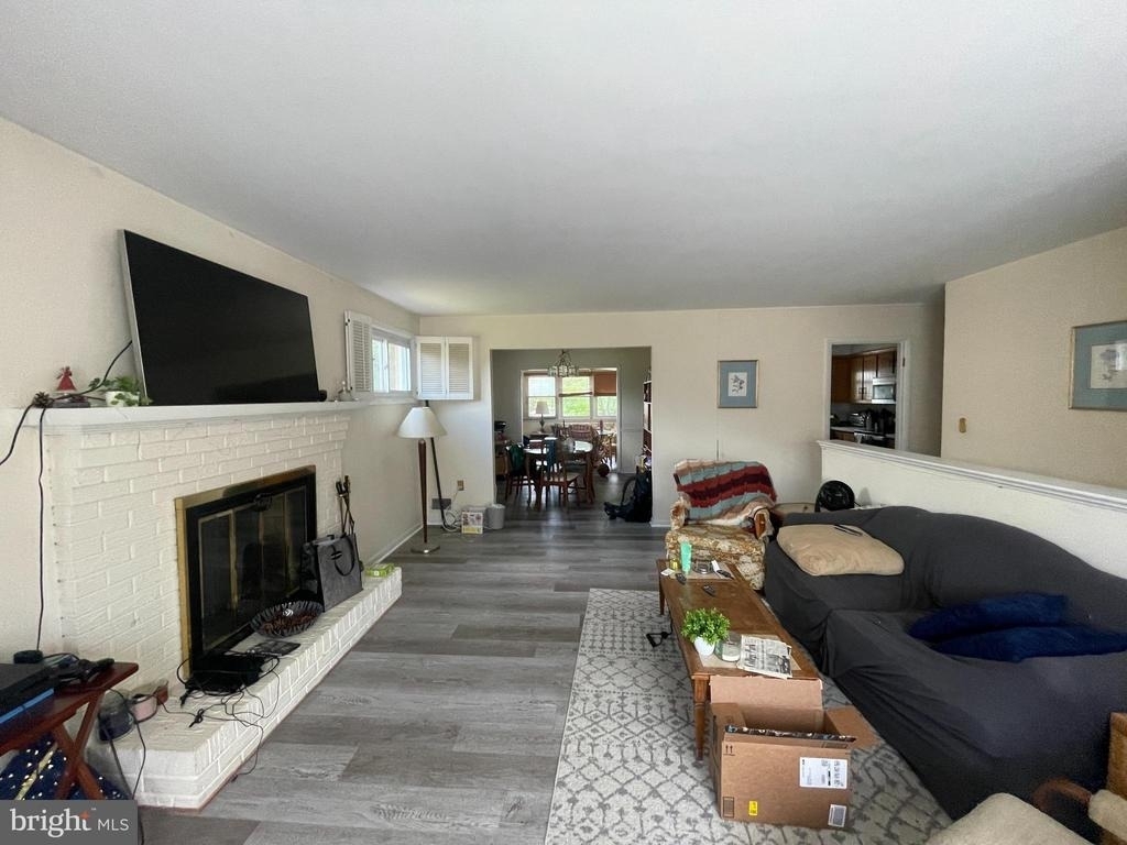 9221 Davidson Street - Photo 6