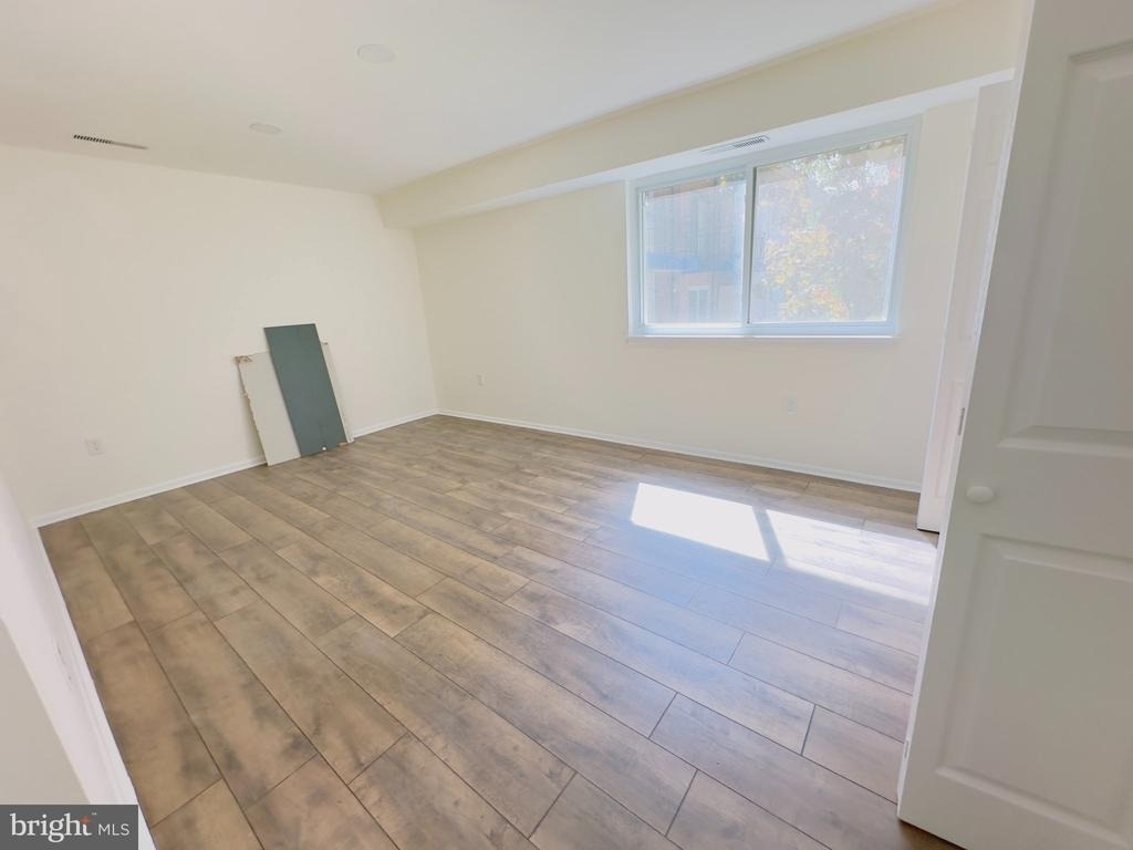 11372 Cherry Hill Road - Photo 8