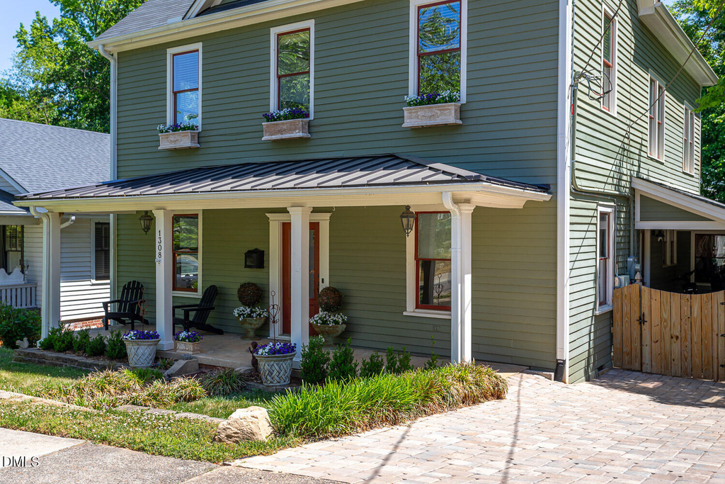 1308 Filmore Street - Photo 4