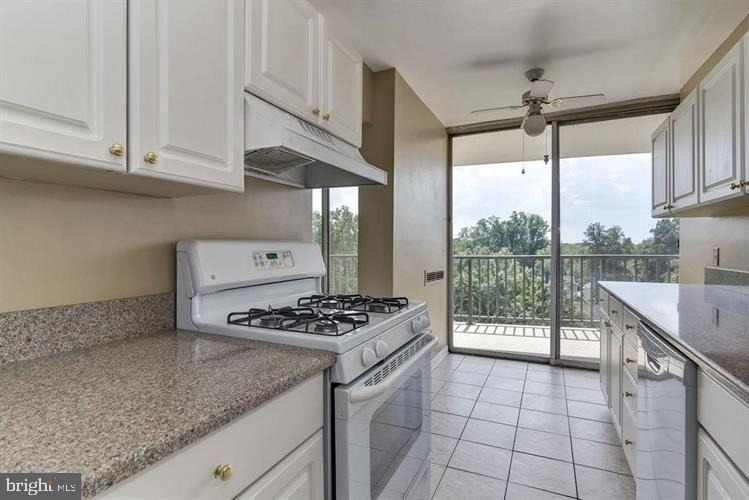 3333 University Boulevard W - Photo 2