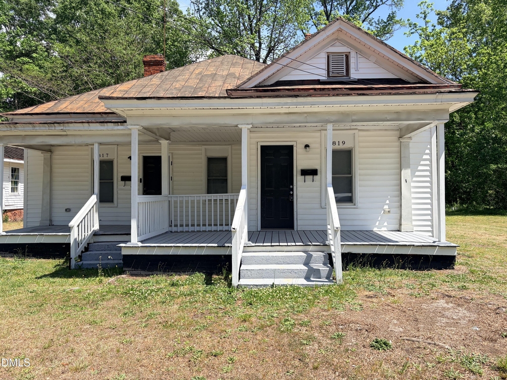 817 Arlington Street - Photo 1