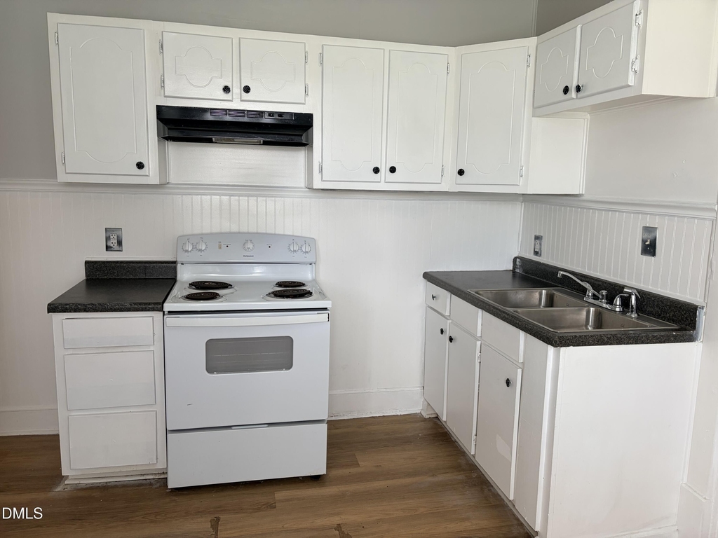 817 Arlington Street - Photo 4