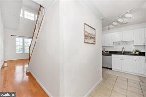 7 Booth Street - Photo 8