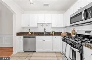 7 Booth Street - Photo 5