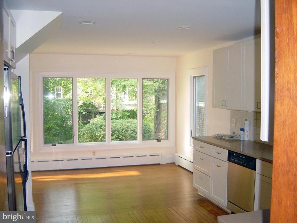 4602 Derussey Parkway - Photo 6