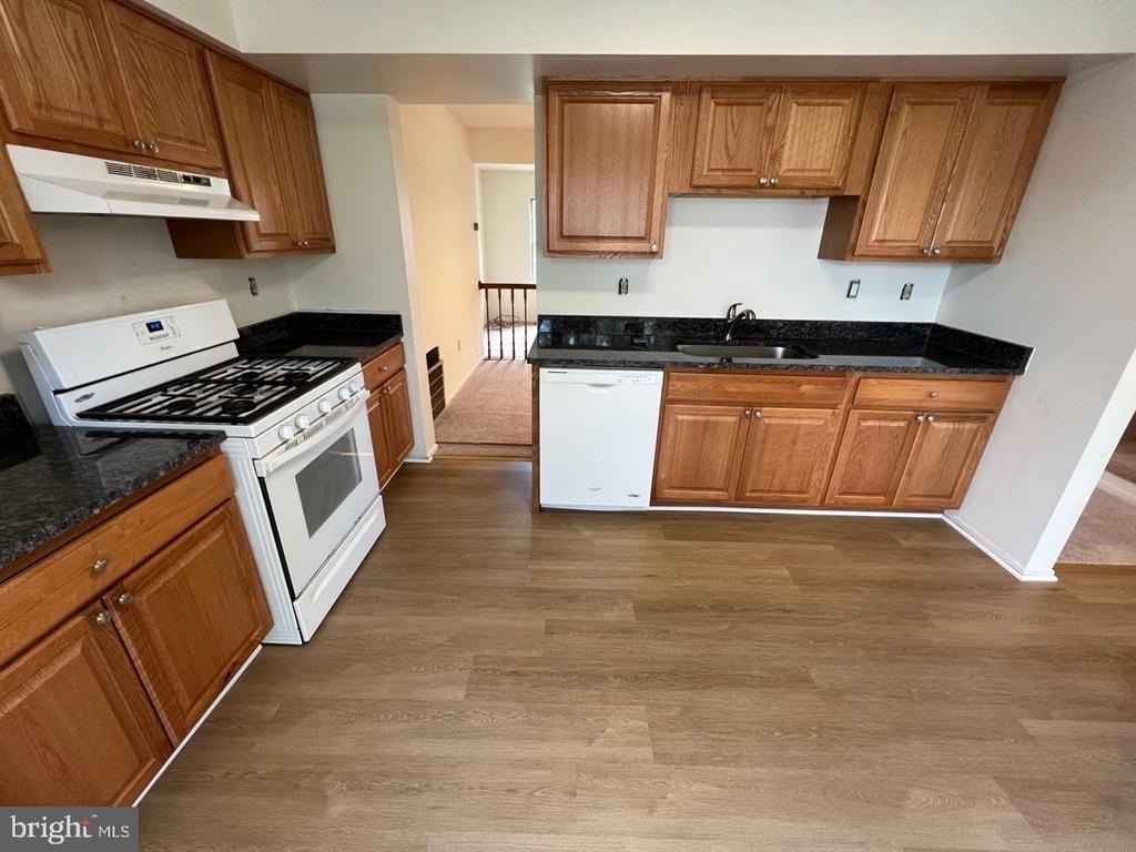 7520 Indian Hills - Photo 3
