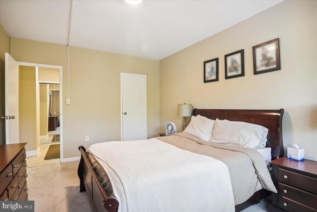 10500 Rockville Pik - Photo 10