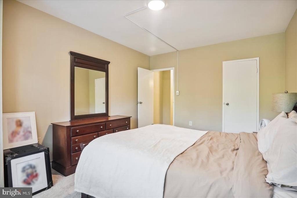 10500 Rockville Pik - Photo 9