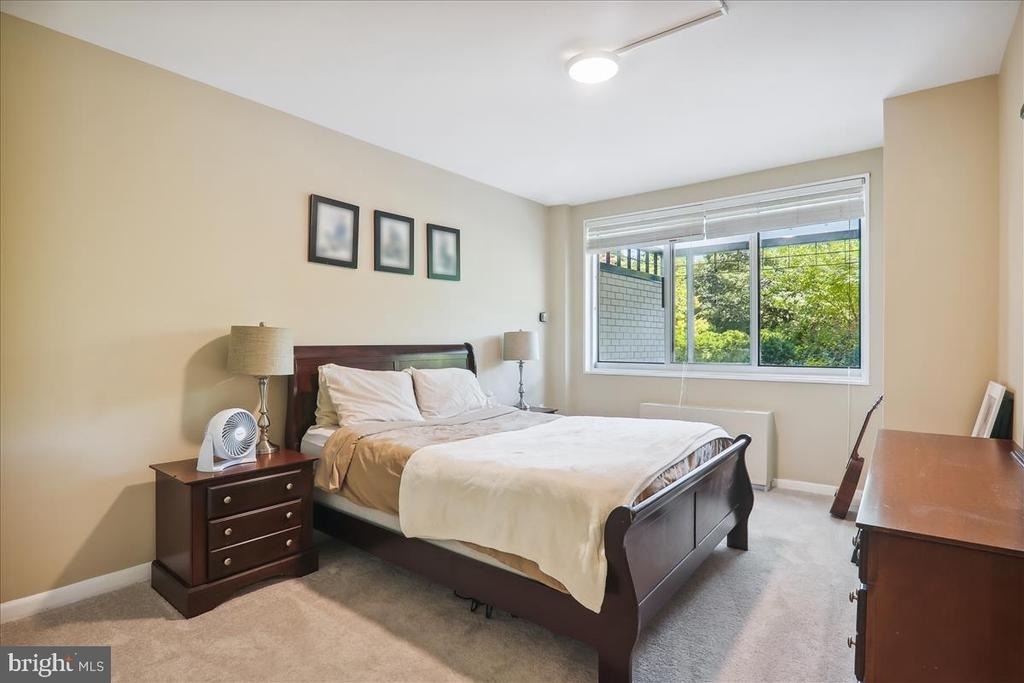 10500 Rockville Pik - Photo 11