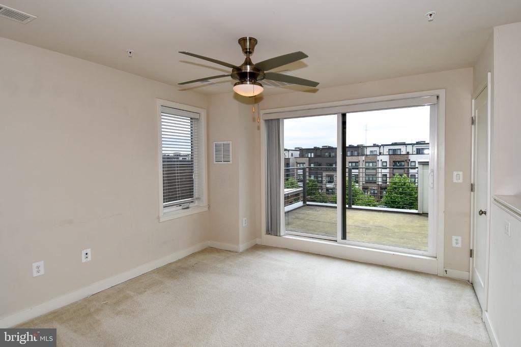 16301 Columbus Avenue - Photo 29