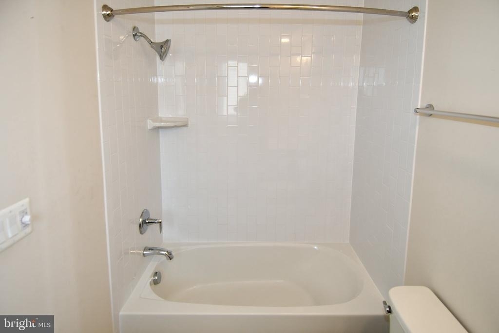 16301 Columbus Avenue - Photo 37
