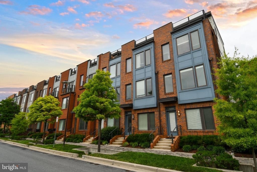 16301 Columbus Avenue - Photo 1