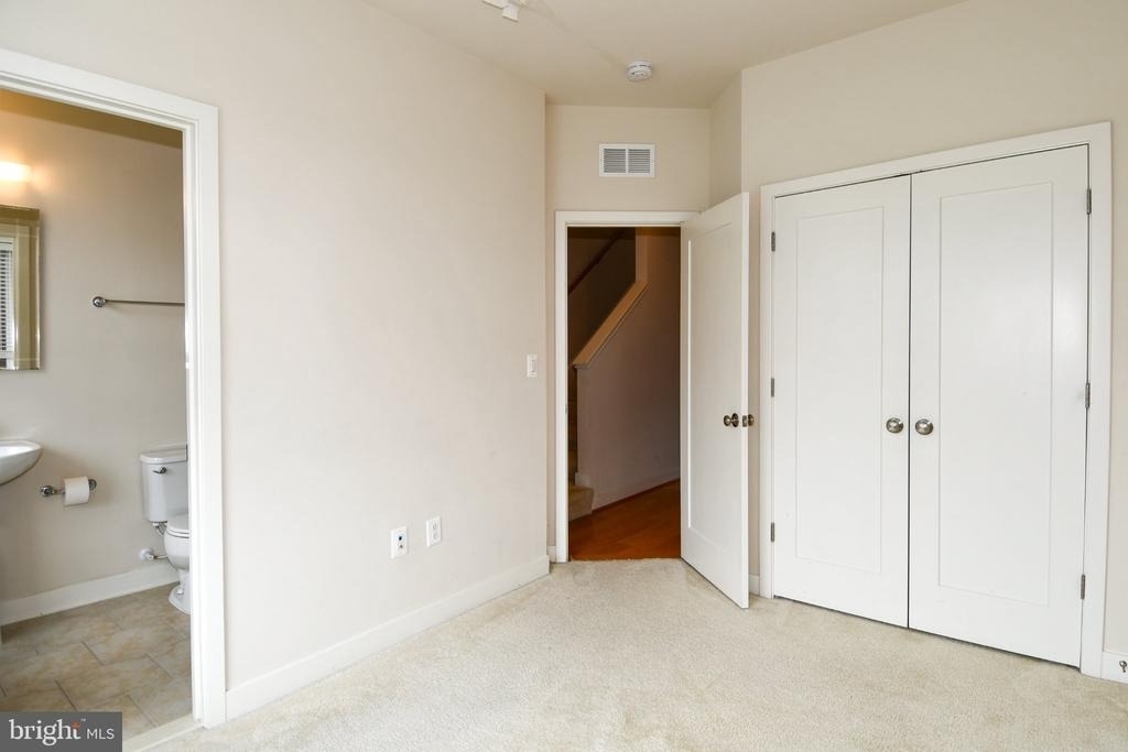 16301 Columbus Avenue - Photo 26