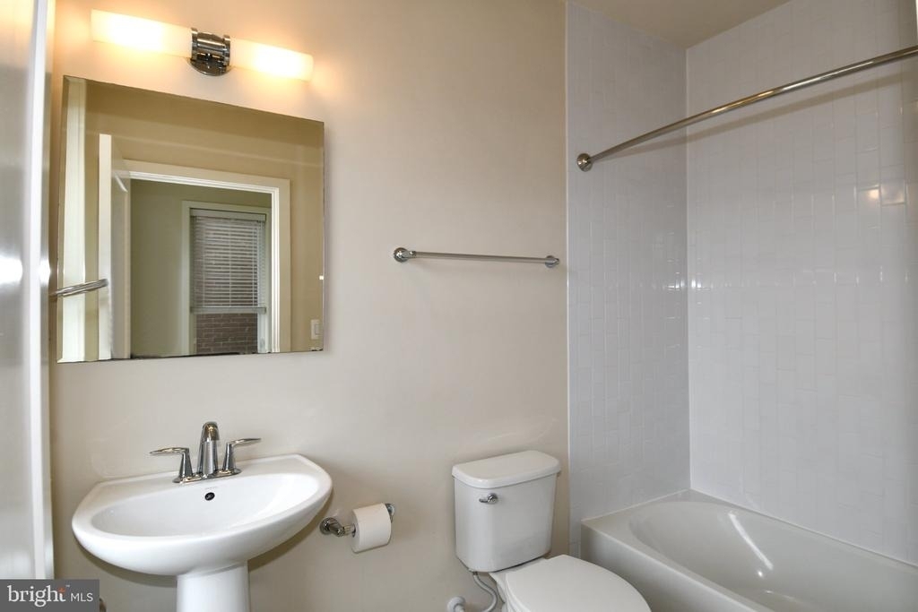 16301 Columbus Avenue - Photo 27