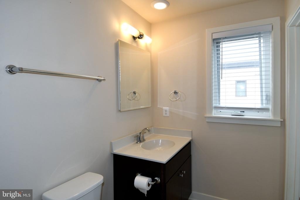 16301 Columbus Avenue - Photo 38