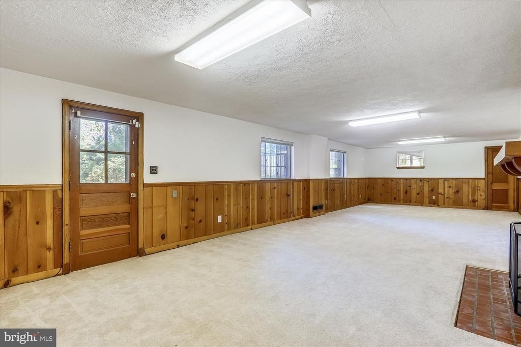 3303 Winnett Road - Photo 30