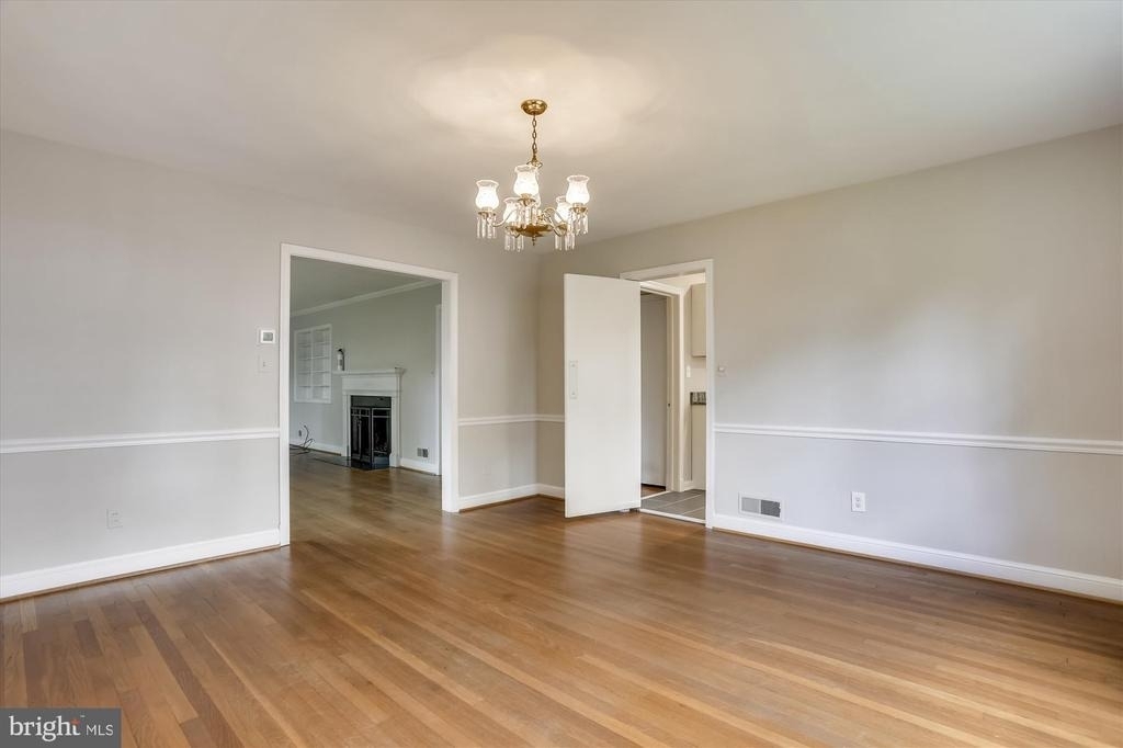 3303 Winnett Road - Photo 19