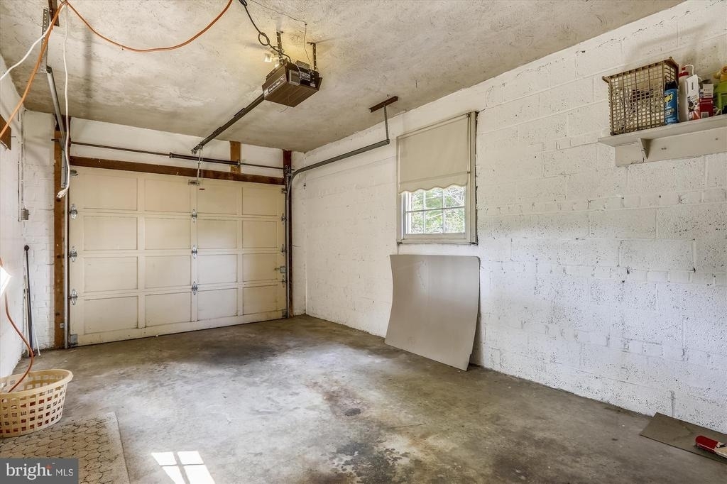 3303 Winnett Road - Photo 40